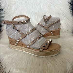 Steve Madden Beige Tan & Silver Square Studded Rope Espadrille Wedges
